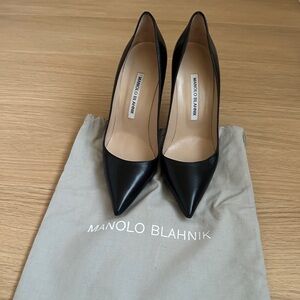 Manolo Blahnik BB 105 Leather Pumps